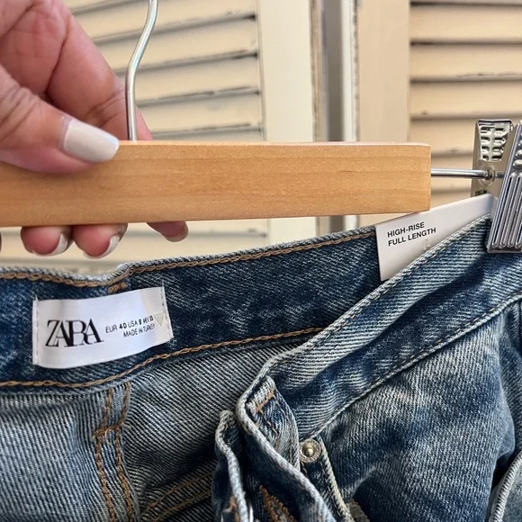 ZARA High Rise Wide Leg Split Jeans - Picture 4 of 6